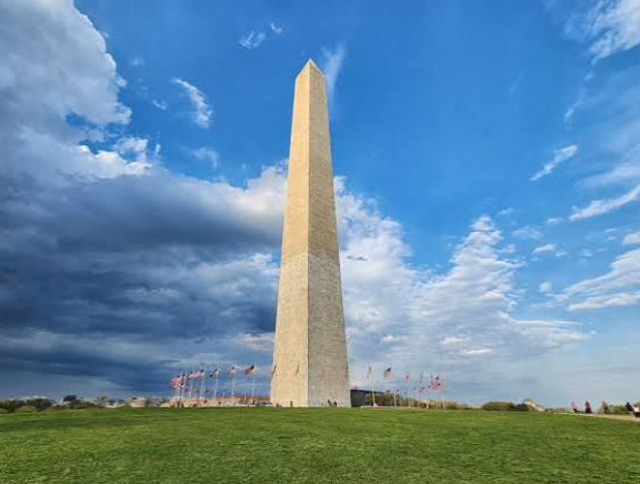 Public Monument1